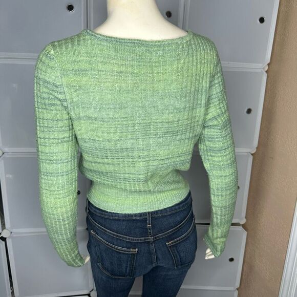 AE American Eagle Wrap Front Sweater Copped Green Size Medium - Picture 3 of 12